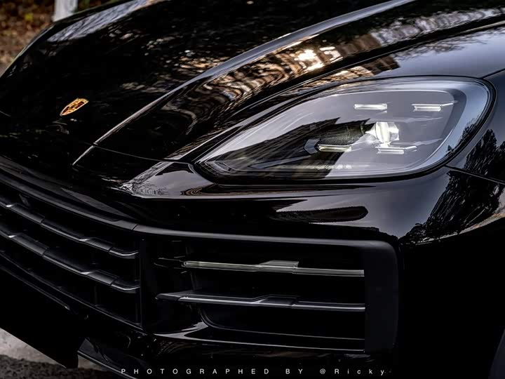 Фото 2 - Porsche Cayenne