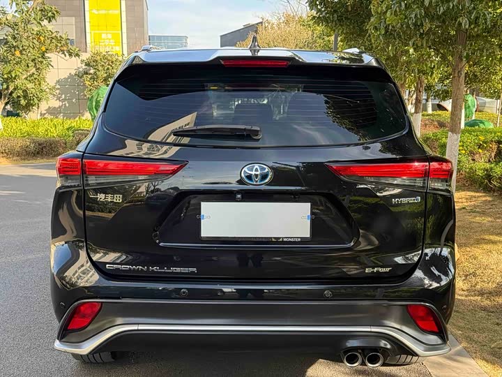 Фото 5 - Toyota Crown Kluger