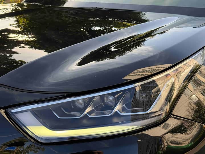 Фото 7 - Toyota Crown Kluger