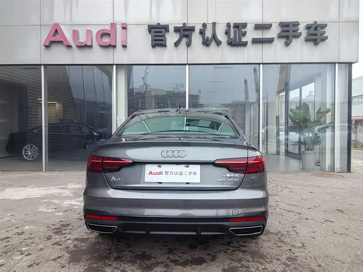 Фото 5 - Audi A4L