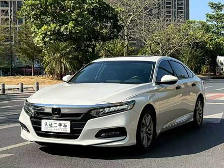 Фото 1 - Honda Accord