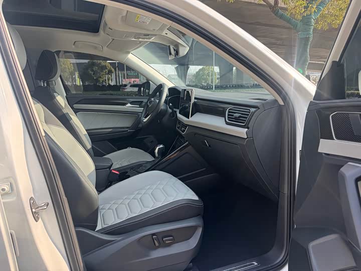 Фото 4 - Volkswagen Tayron