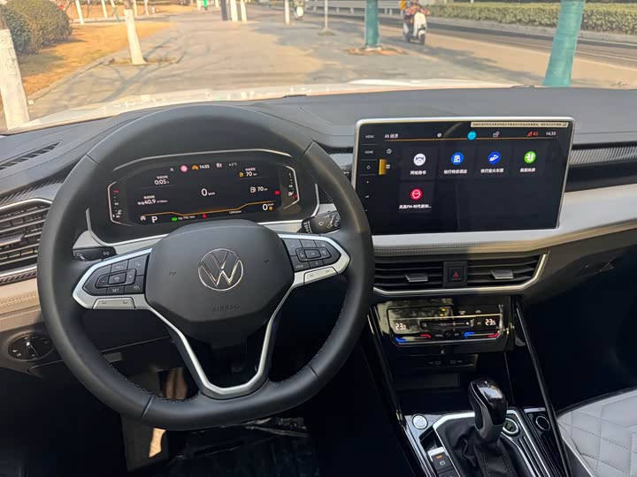 Фото 7 - Volkswagen Tayron