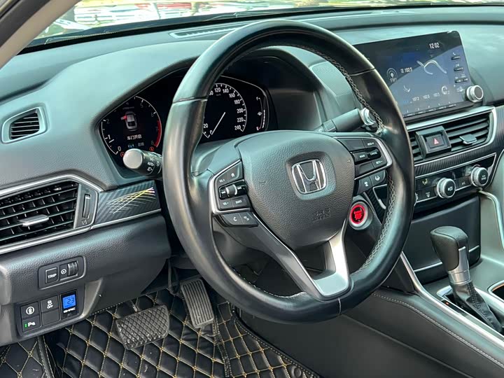 Фото 7 - Honda Accord