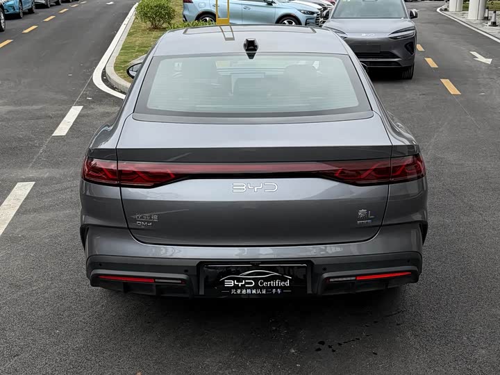 Фото 8 - BYD Qin L