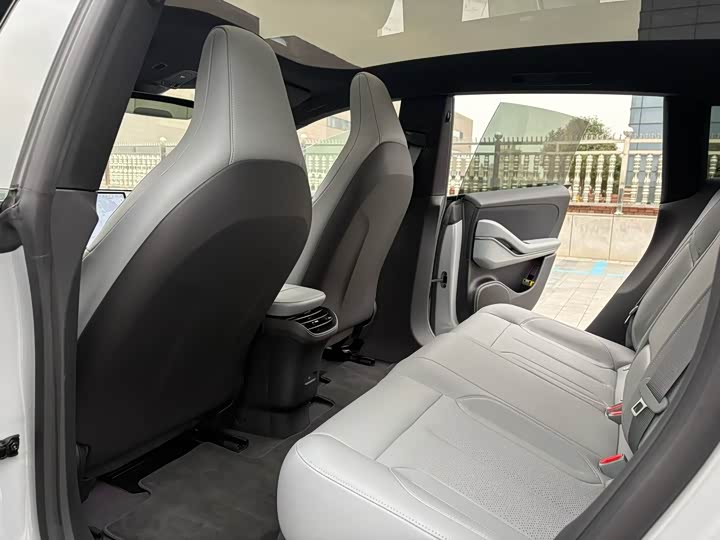 Фото 6 - Nio ET5