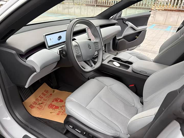 Фото 7 - Nio ET5