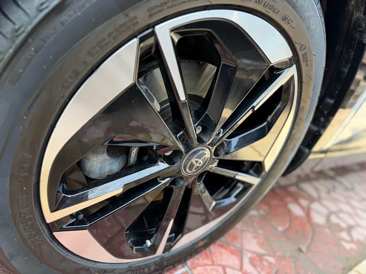 Фото 4 - Toyota bZ3X