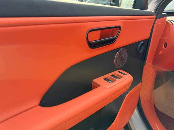 Фото 5 - Toyota bZ3X