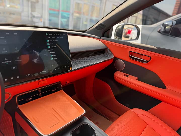 Фото 8 - Toyota bZ3X