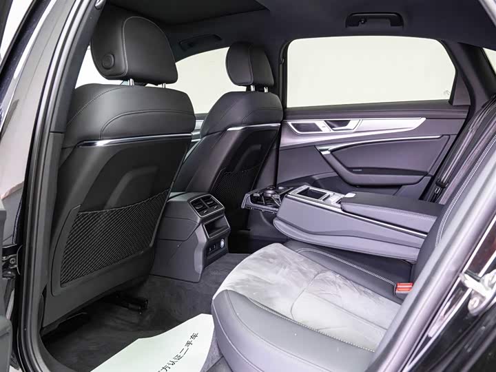 Фото 3 - Audi A6L