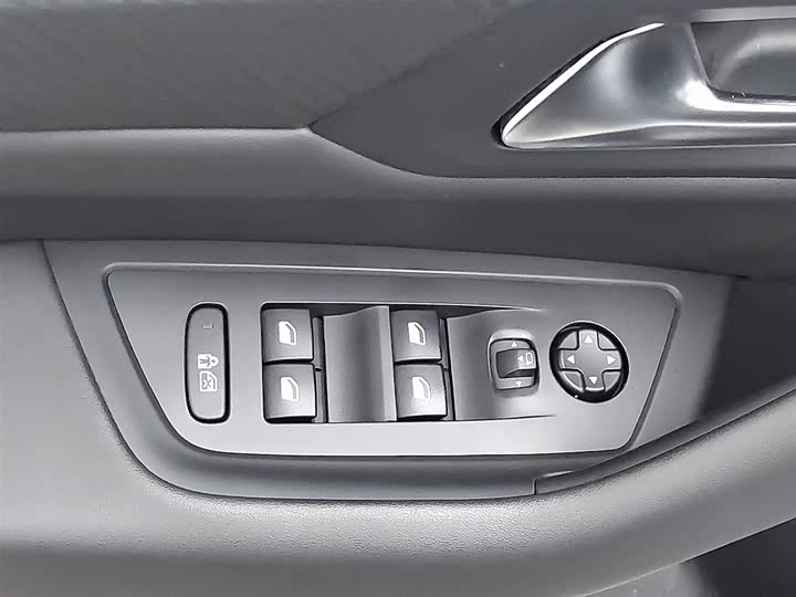 Фото 9 - Peugeot 508