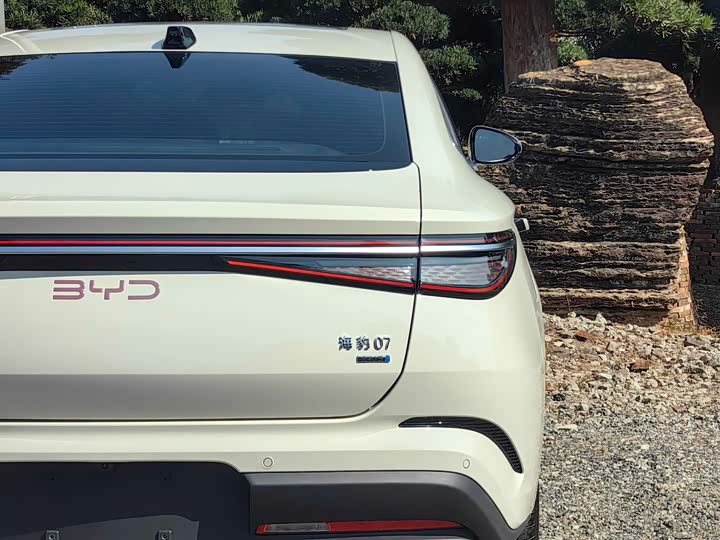 Фото 9 - BYD Seal 07 DM-i Hybrid