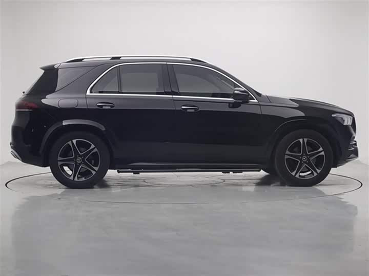 Фото 9 - Mercedes-Benz GLE-Class