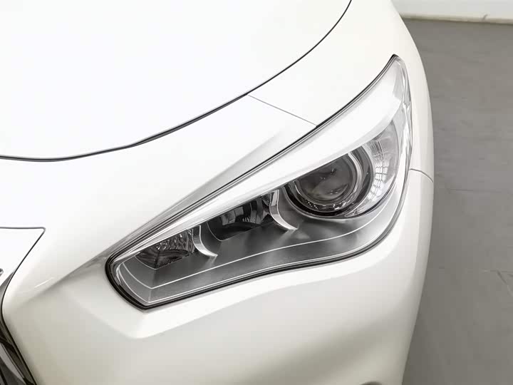 Фото 7 - Infiniti Q50L