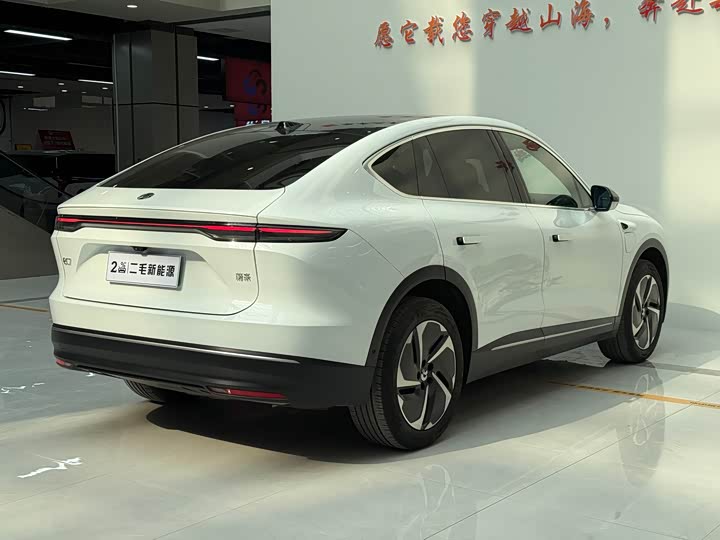 Фото 4 - Nio EC7