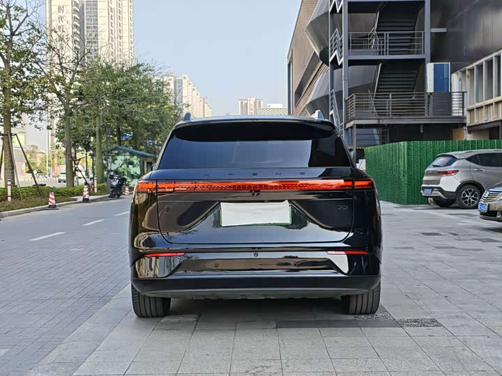 Фото 4 - XPeng G9