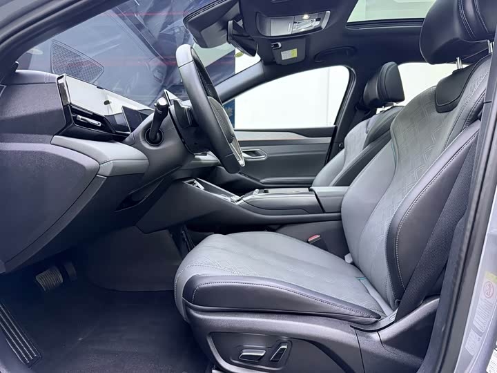 Фото 7 - BYD Qin L