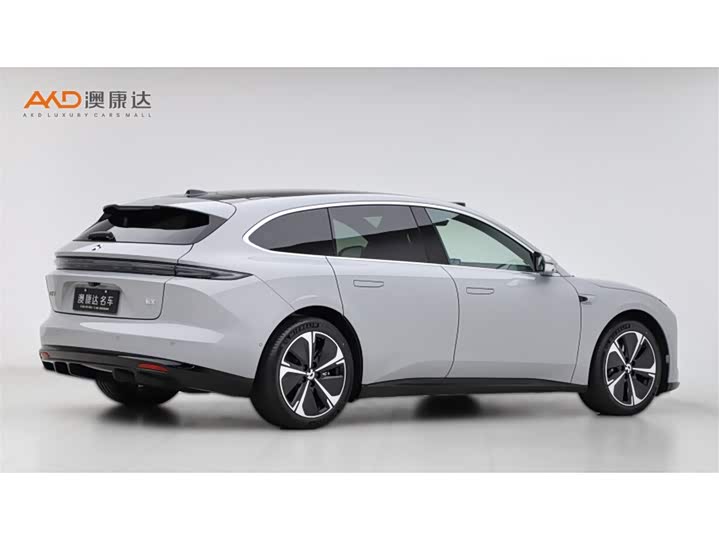 Фото 3 - Nio ET5T