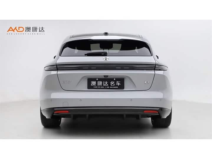 Фото 4 - Nio ET5T