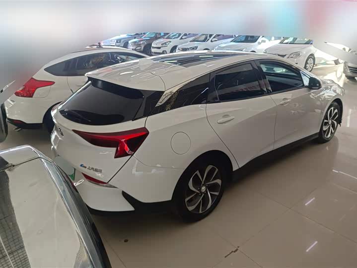 Фото 3 - Buick Velite 6