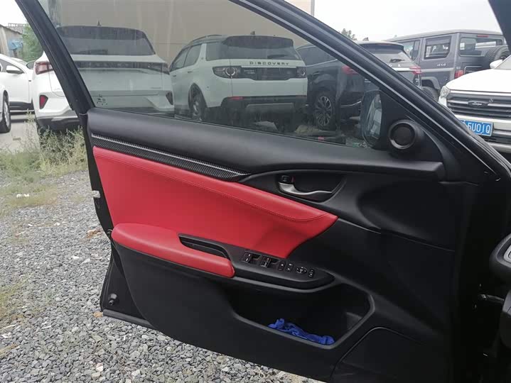 Фото 7 - Honda Civic