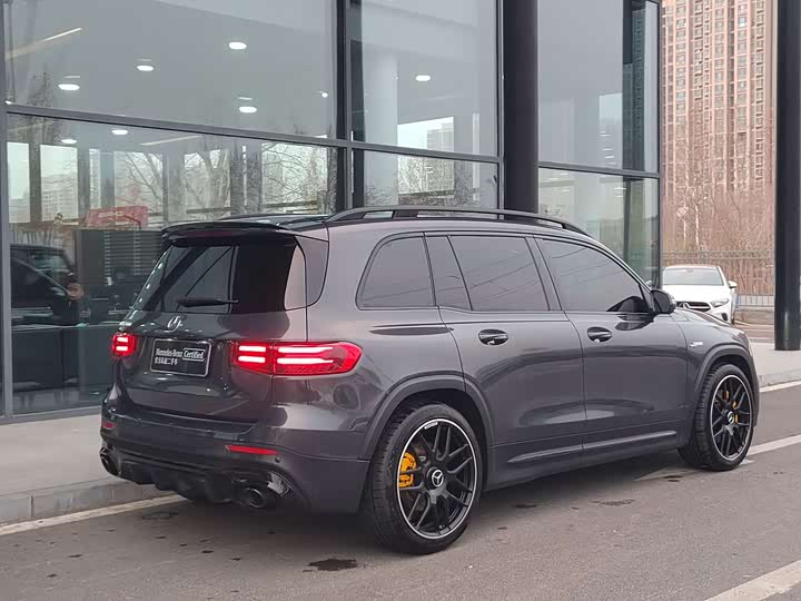 Photo 4 - Mercedes-Benz GLB-Class AMG