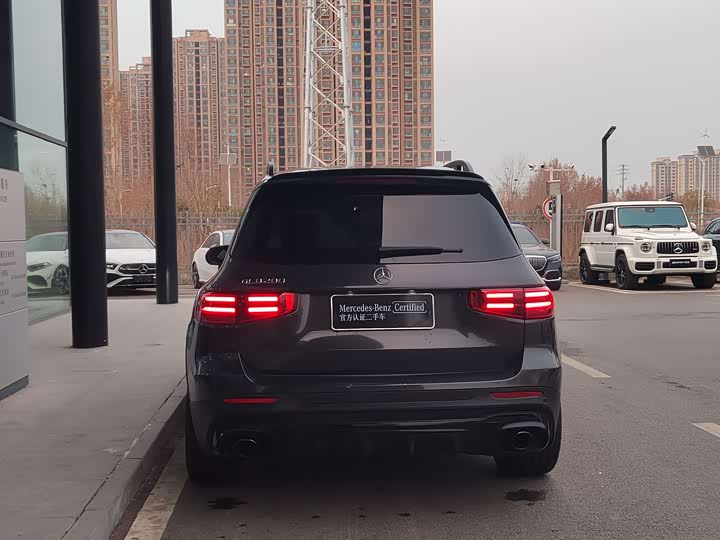 Photo 5 - Mercedes-Benz GLB-Class AMG