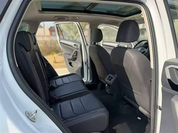 Фото 5 - Volkswagen Tayron