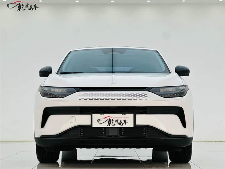 Фото 2 - Leapmotor C11