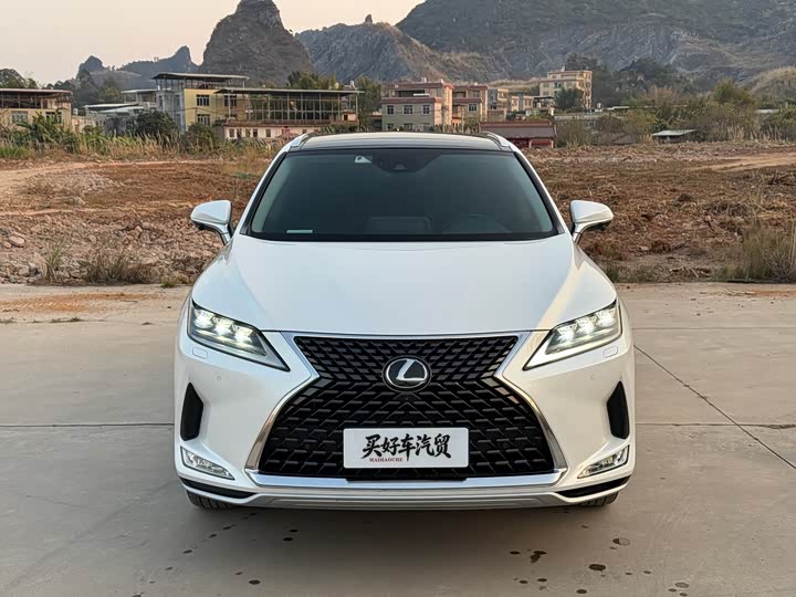 Фото 2 - Lexus RX