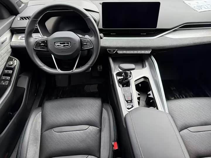 Photo 5 - Geely Preface