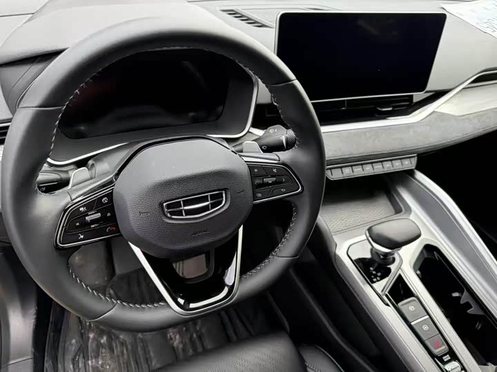 Photo 8 - Geely Preface