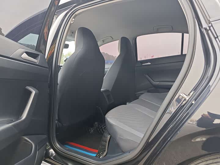 Фото 5 - Volkswagen Lavida