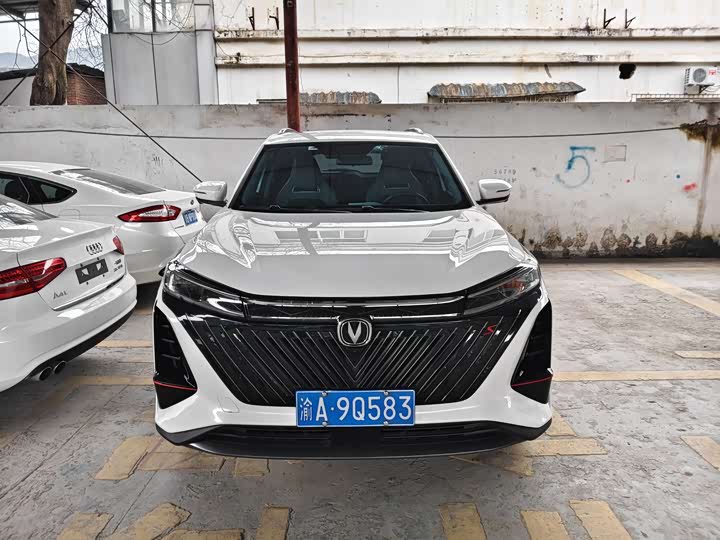 Фото 2 - Changan CS75 Plus