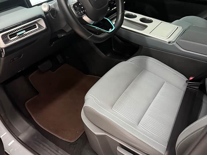 Фото 2 - GAC Aion Y