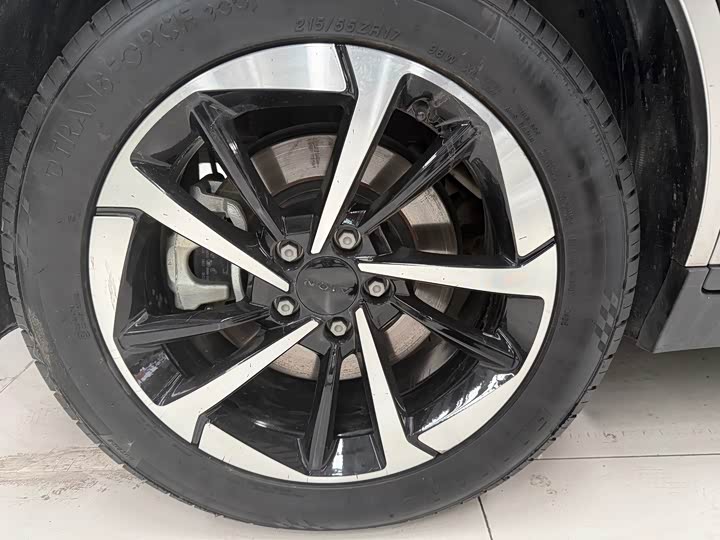 Фото 7 - GAC Aion Y