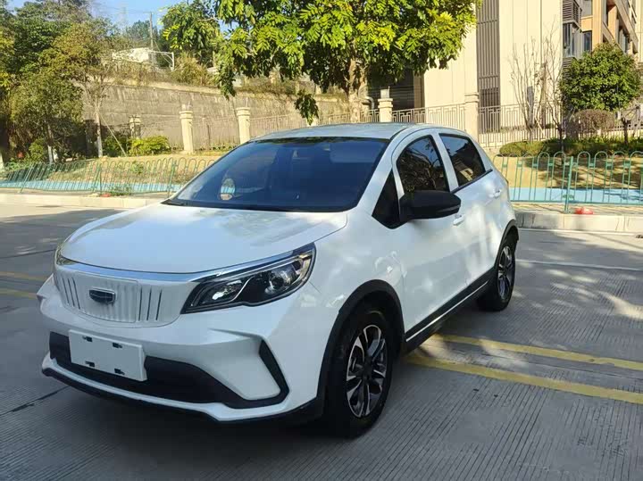 Фото 1 - Geely Geometry EX3