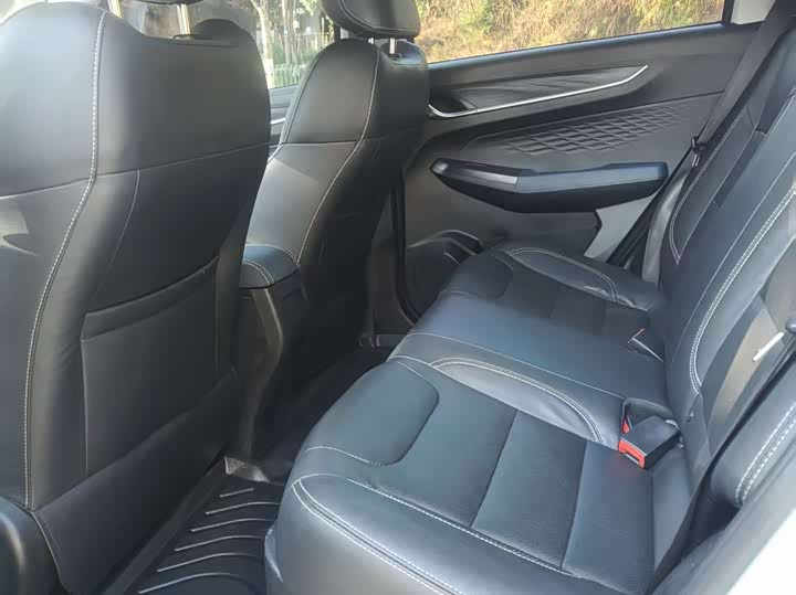 Фото 6 - Geely Geometry EX3