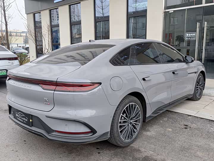 Фото 9 - BYD Han