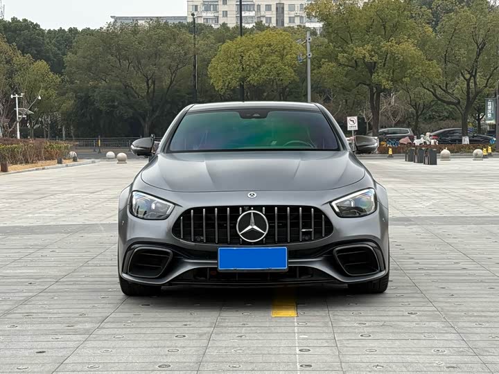 Фото 2 - Mercedes-Benz E-Class AMG