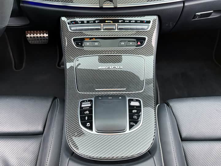 Фото 8 - Mercedes-Benz E-Class AMG