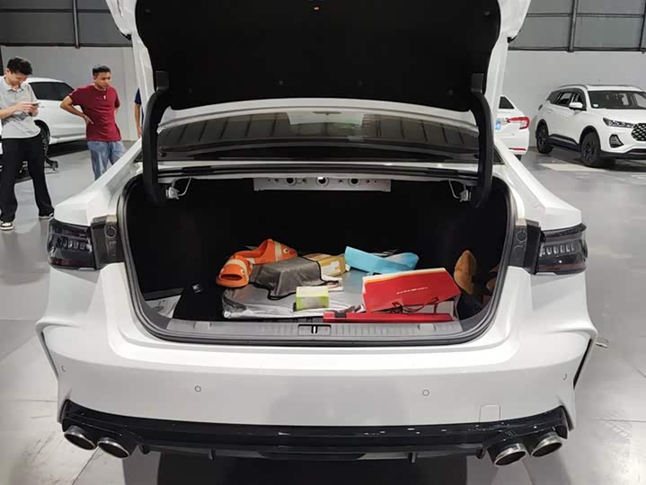 Фото 4 - Chery Arrizo 8