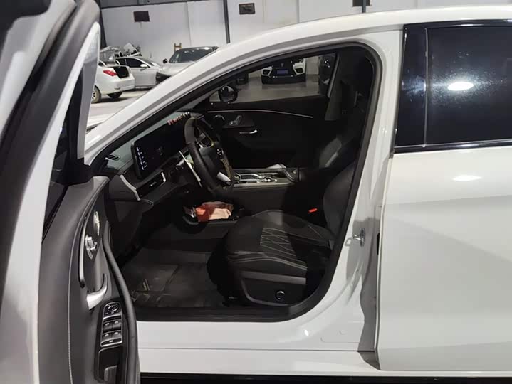 Фото 9 - Chery Arrizo 8