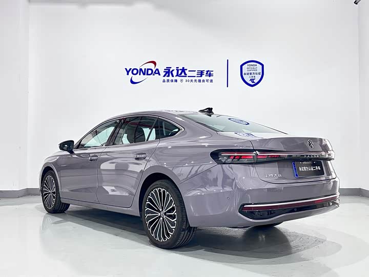 Фото 3 - Volkswagen Passat