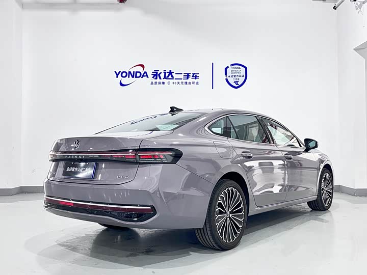 Фото 5 - Volkswagen Passat