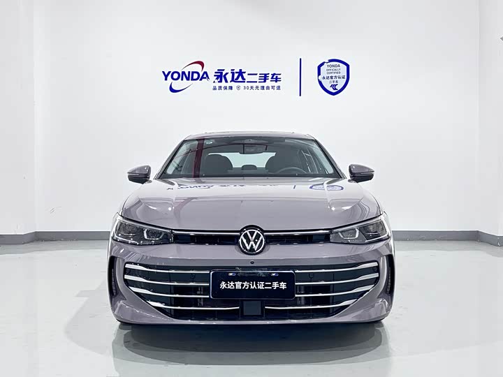 Фото 7 - Volkswagen Passat