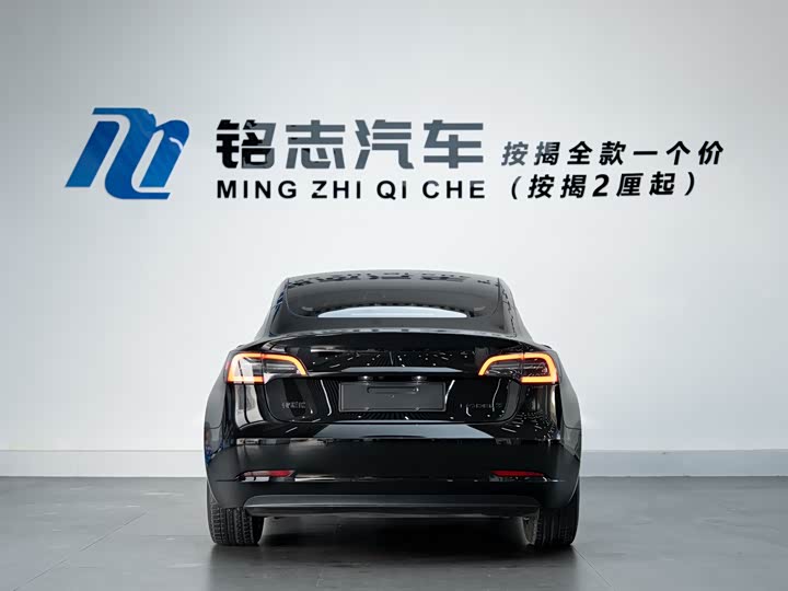 Фото 6 - Tesla Model 3