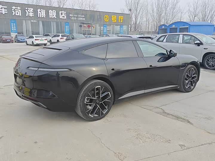 Фото 9 - Avatr 12