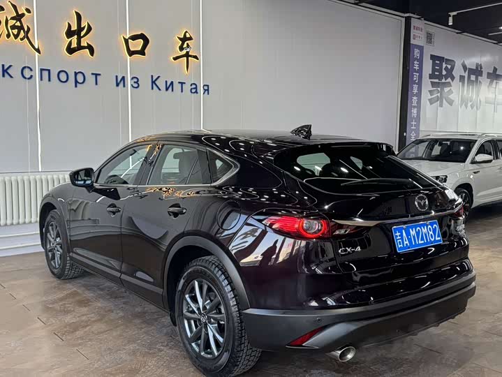 Фото 7 - Mazda CX-4